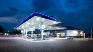 HIGH-PERFORMANCE LUMINAIRES FOR ENGEN CARLSWALD SERVICE STATION